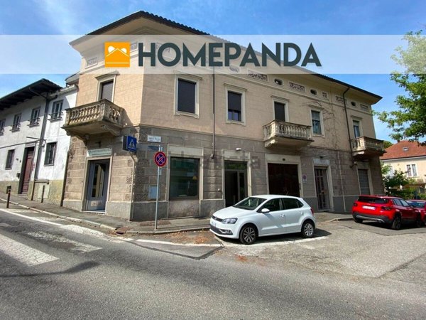 locale commerciale in vendita a Torino in zona Borgo Po