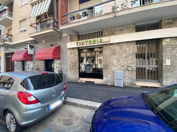 negozio in vendita a Torino in zona Pozzo Strada