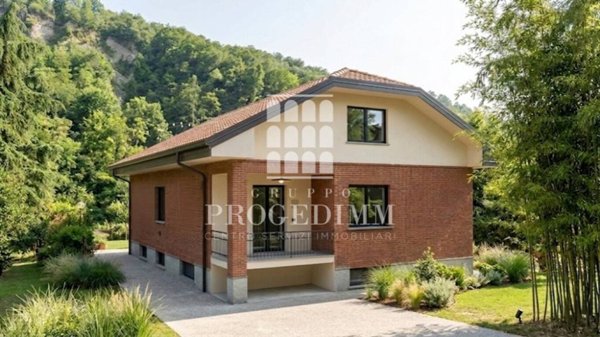 casa indipendente in vendita a Torino in zona Superga