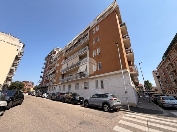 appartamento in vendita a Torino in zona Lucento