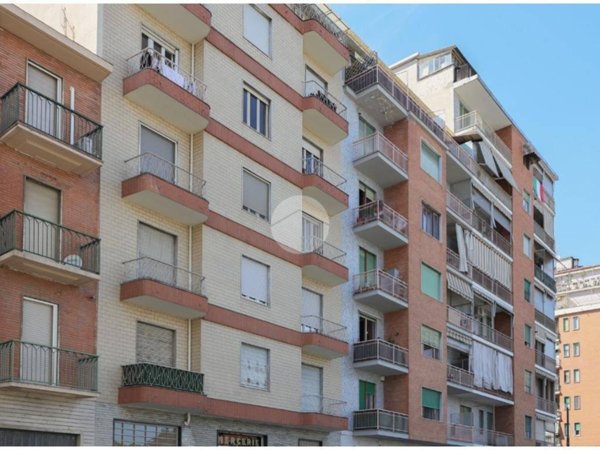 appartamento in vendita a Torino in zona Lucento