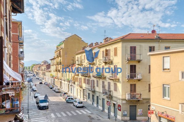 appartamento in vendita a Torino in zona Borgata Vittoria