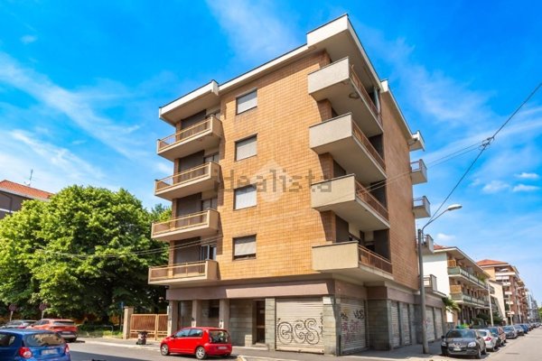 appartamento in vendita a Torino in zona Borgata Lesna