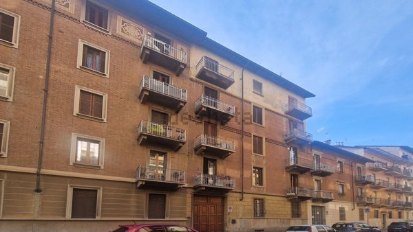 appartamento in vendita a Torino in zona Borgo San Paolo