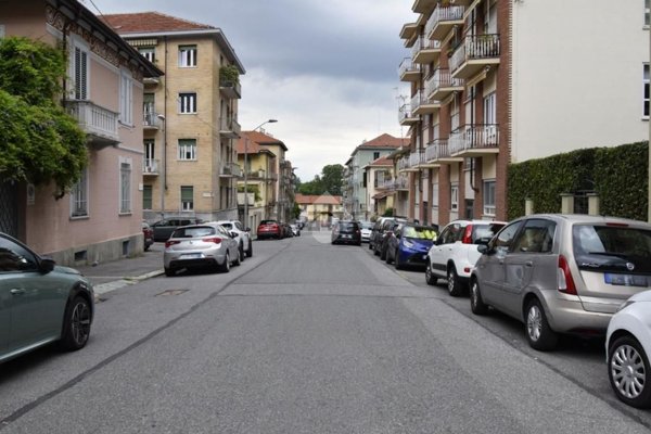 appartamento in vendita a Torino in zona Madonna del Pilone