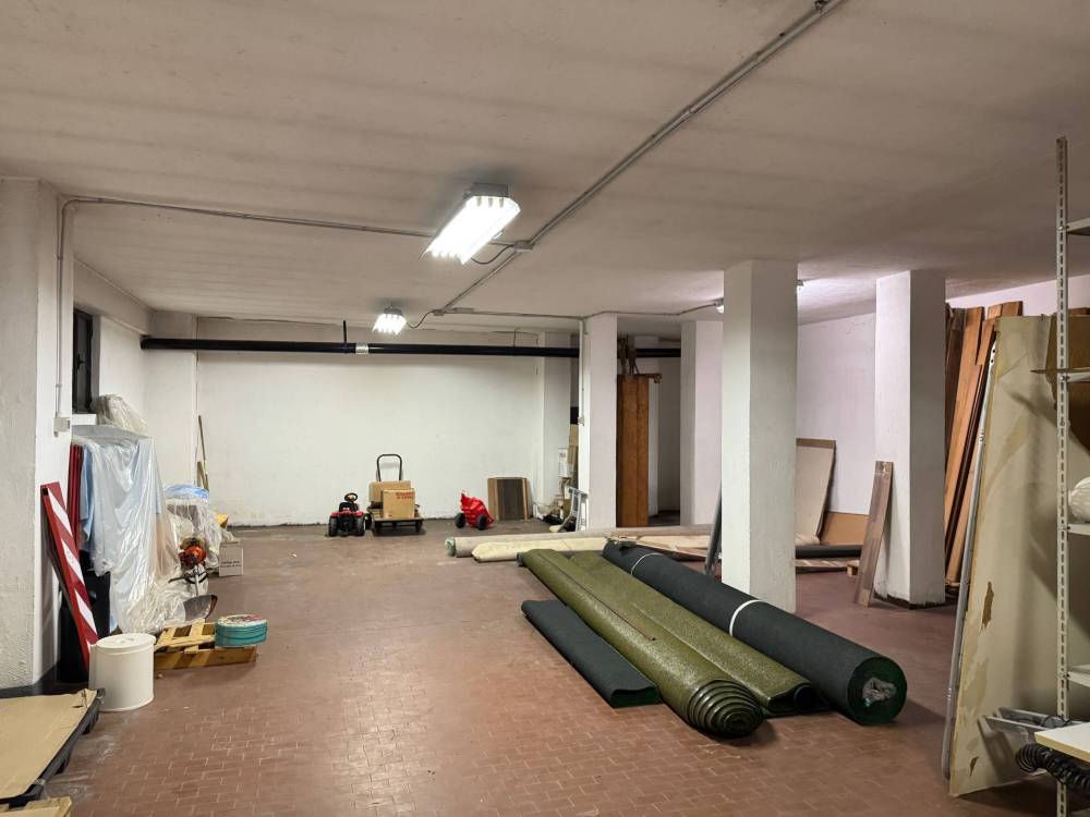 locale di sgombero in vendita a Torino in zona Millefonti