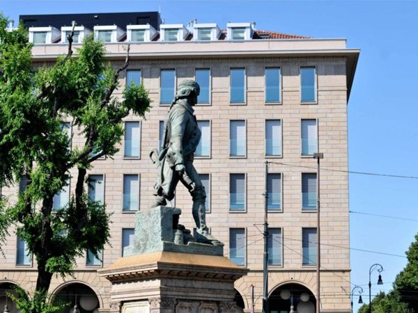 ufficio in vendita a Torino in zona Centro Storico