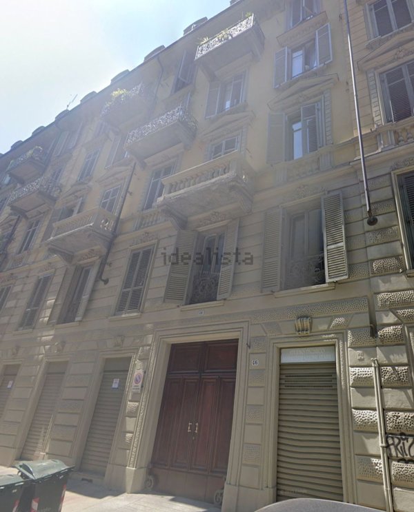 appartamento in vendita a Torino in zona San Salvario