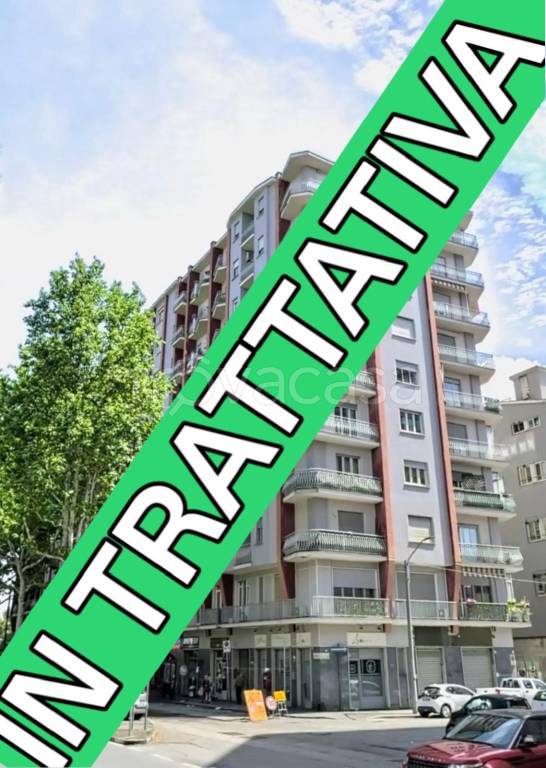 appartamento in vendita a Torino in zona Lingotto