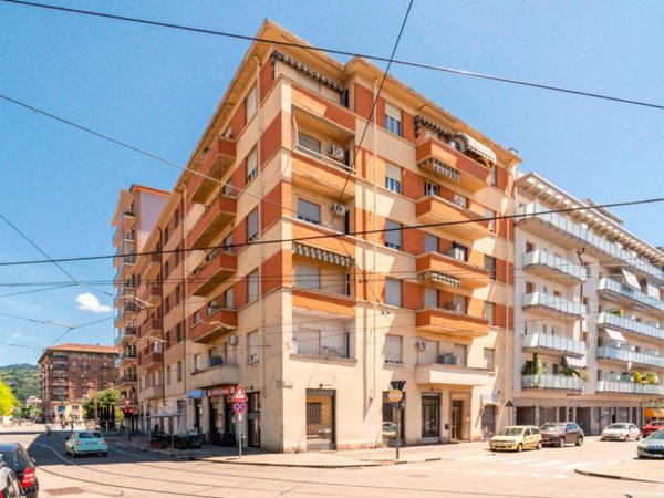 appartamento in vendita a Torino in zona Millefonti