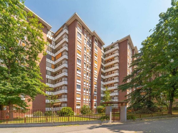 appartamento in vendita a Torino in zona Mirafiori Nord