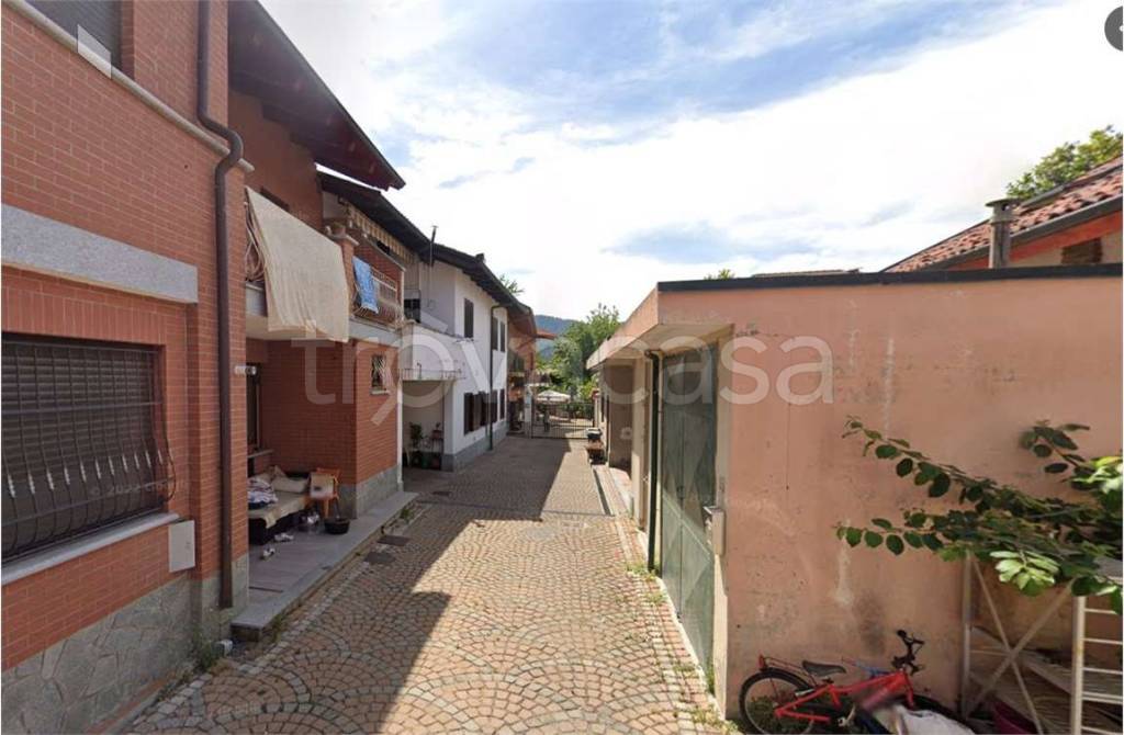 appartamento in vendita a Torino in zona Barca