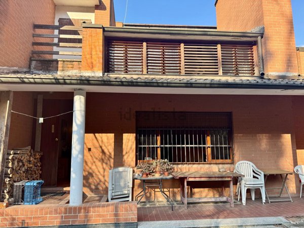 casa indipendente in vendita a Torino in zona Val Salice