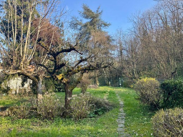 casa indipendente in vendita a Torino in zona Val Salice