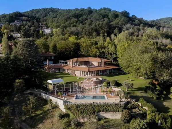 villa in vendita a Torino in zona Superga