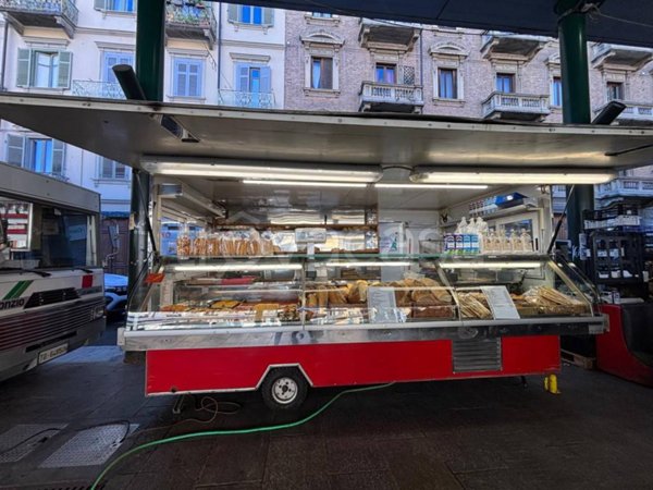 negozio in vendita a Torino in zona San Salvario
