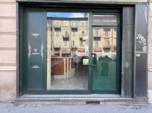 negozio in vendita a Torino in zona Cenisia