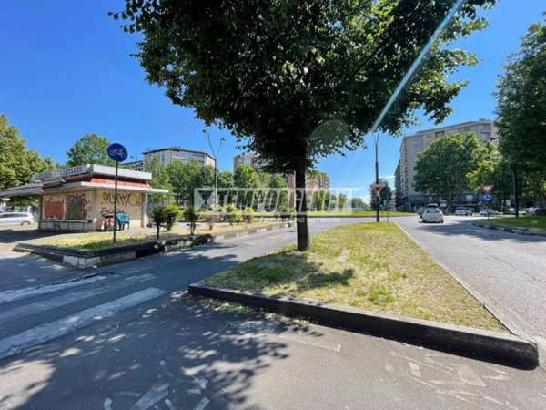 appartamento in vendita a Torino in zona Parella