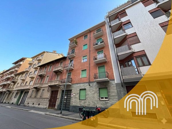 appartamento in vendita a Torino in zona Cenisia