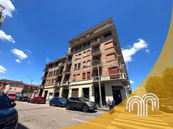 appartamento in vendita a Torino in zona Lingotto