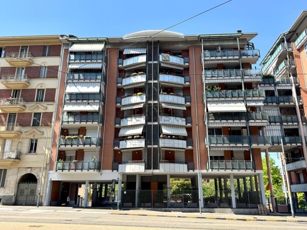 appartamento in vendita a Torino in zona Regio Parco