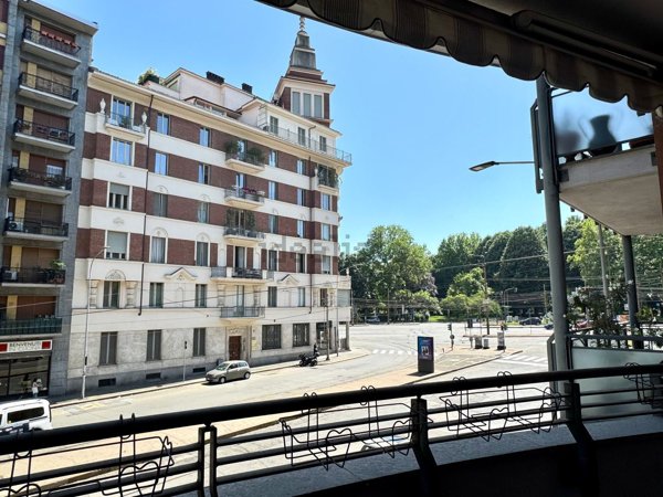 appartamento in vendita a Torino in zona Regio Parco