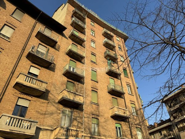 appartamento in vendita a Torino in zona Borgo San Paolo