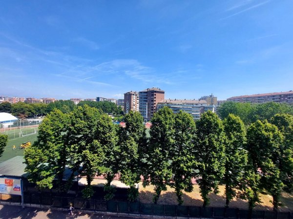 appartamento in vendita a Torino in zona Pozzo Strada