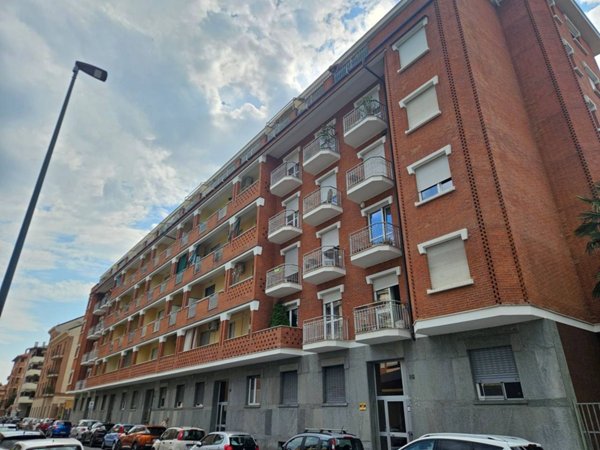 appartamento in vendita a Torino in zona Parella