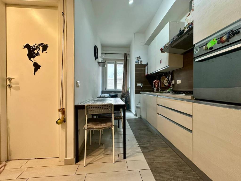 appartamento in vendita a Torino in zona Lingotto