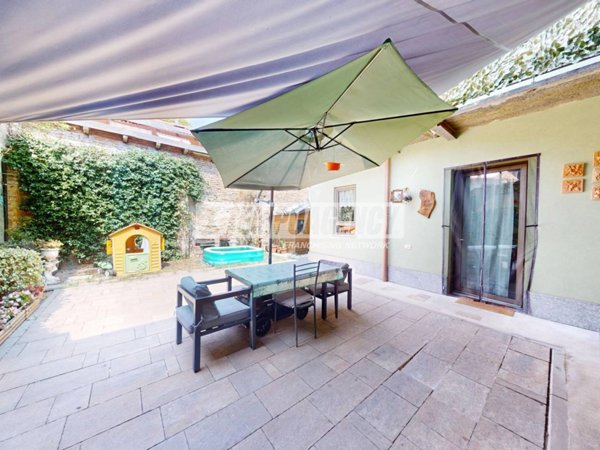 casa indipendente in vendita a Torino in zona Campidoglio