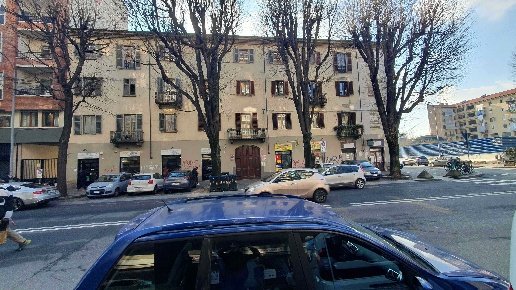 appartamento in vendita a Torino in zona Aurora