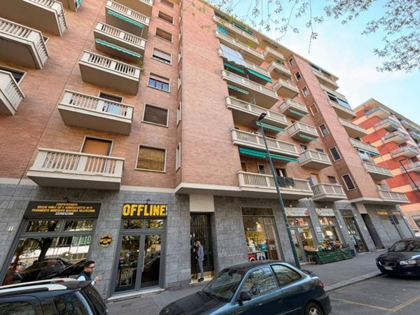 appartamento in vendita a Torino in zona Borgata Vittoria
