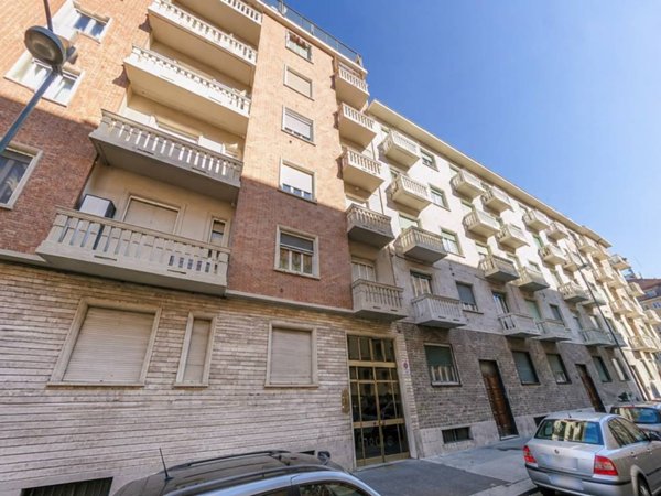appartamento in vendita a Torino in zona Borgata Vittoria