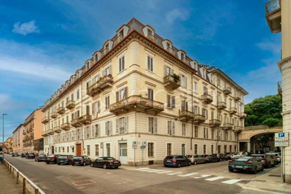 appartamento in vendita a Torino in zona Centro Storico