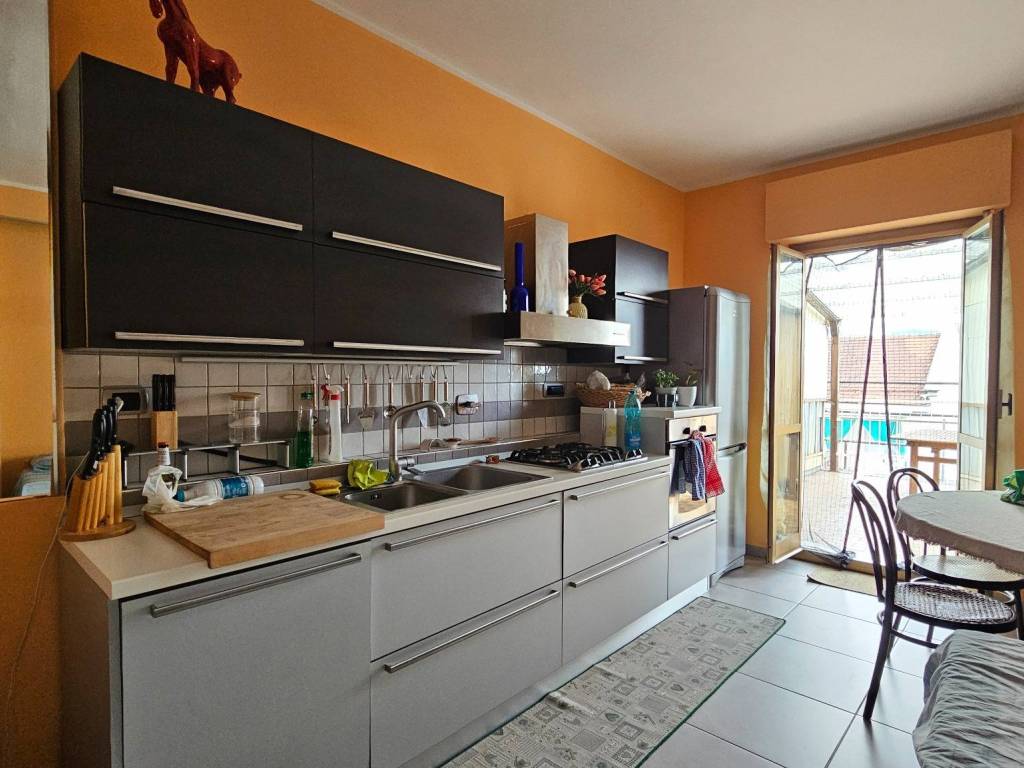 appartamento in vendita a Torino in zona Millefonti