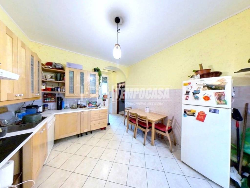 appartamento in vendita a Torino in zona Aurora