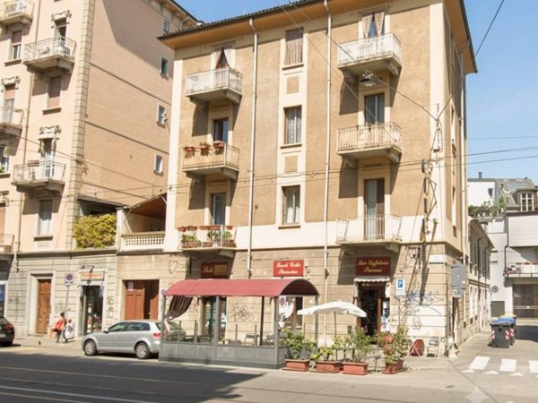 negozio in vendita a Torino in zona San Donato