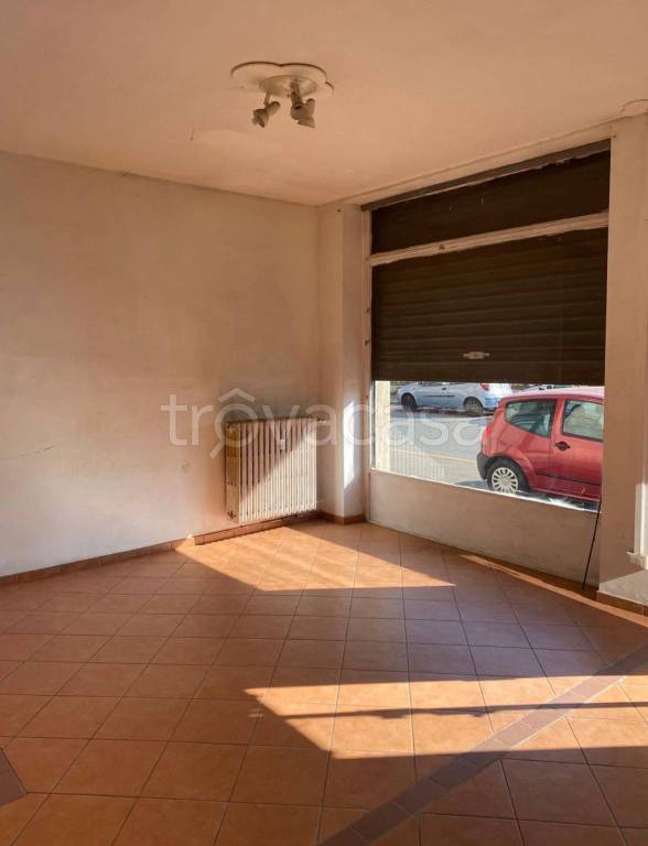 negozio in vendita a Torino in zona Pozzo Strada