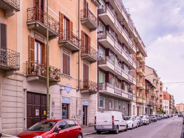 appartamento in vendita a Torino in zona Cenisia