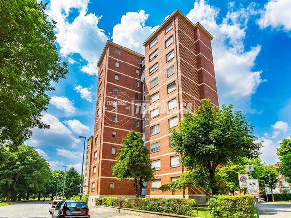 appartamento in vendita a Torino in zona Vallette