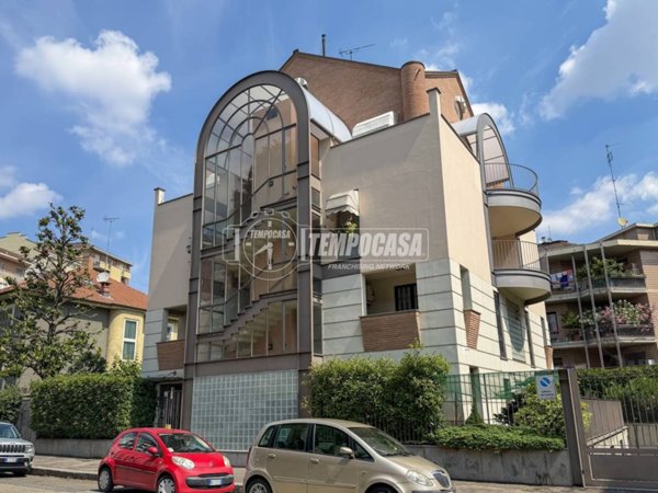 appartamento in vendita a Torino in zona Santa Rita