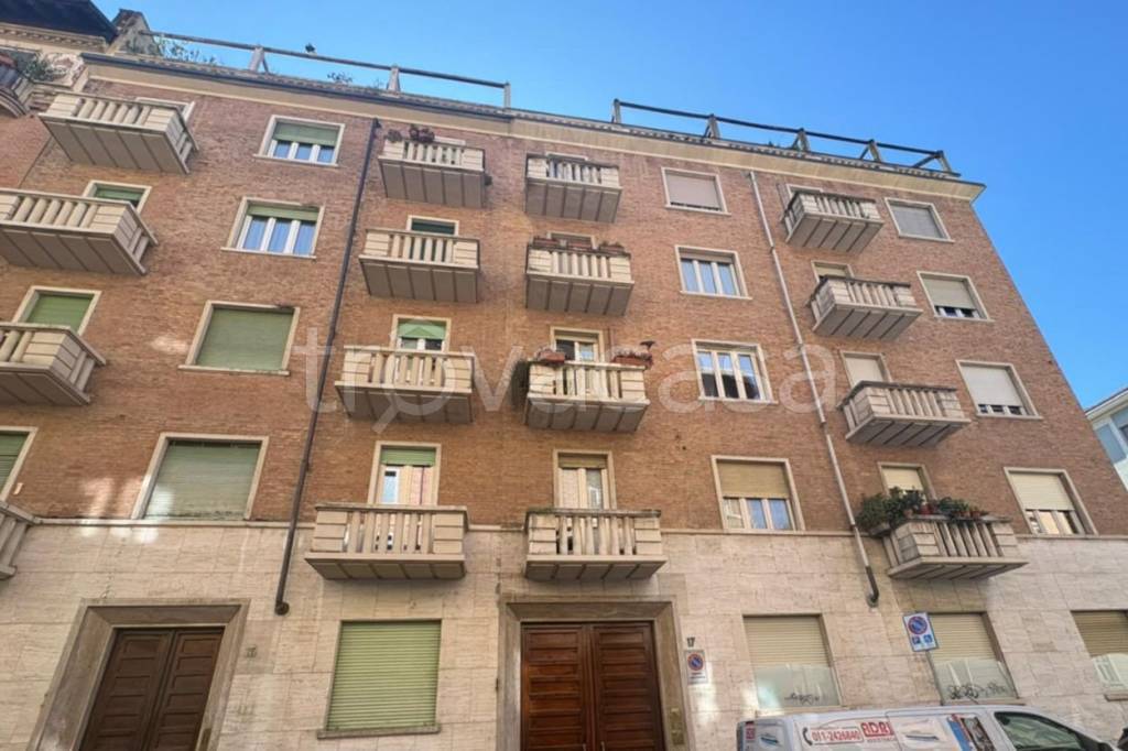 appartamento in vendita a Torino in zona Crocetta