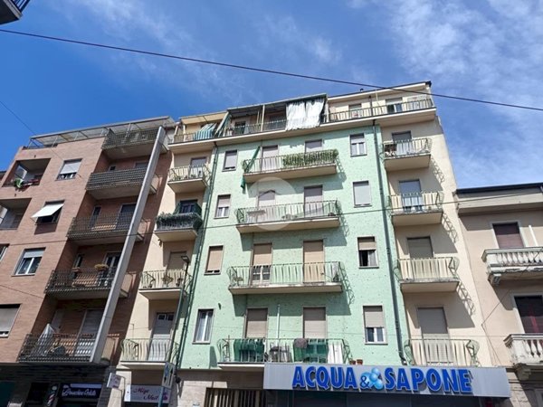 appartamento in vendita a Torino in zona Borgata Vittoria