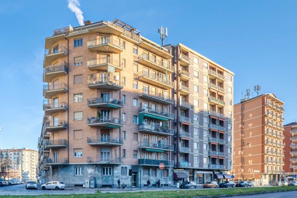 appartamento in vendita a Torino in zona Mirafiori Nord