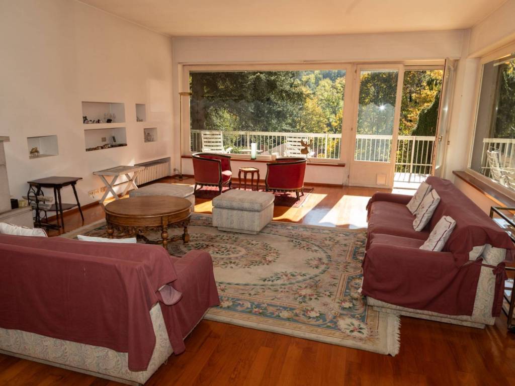 casa indipendente in vendita a Torino in zona Superga