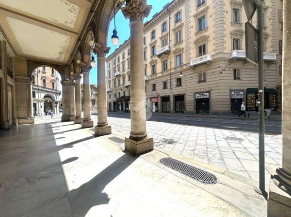 negozio in vendita a Torino in zona Centro Storico