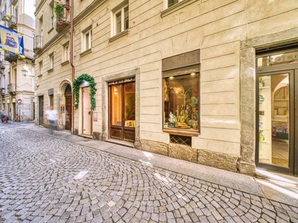 negozio in vendita a Torino in zona Centro Storico