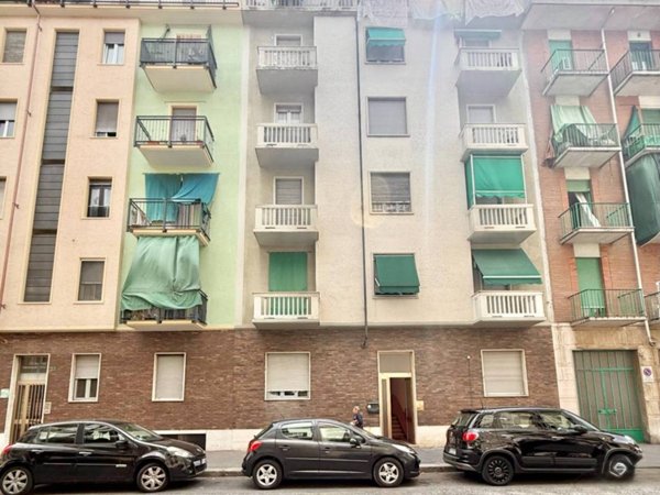 appartamento in vendita a Torino in zona Borgata Vittoria