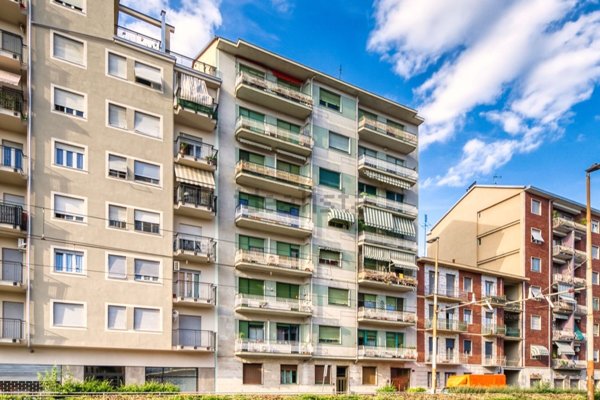 appartamento in vendita a Torino in zona Lucento